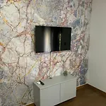 Ad Luxury Apartment