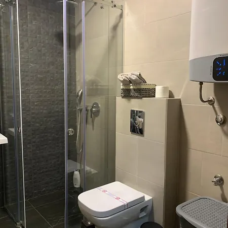 Ad Luxury Podgorica